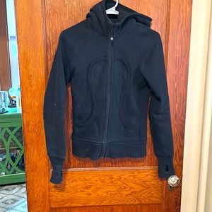 Lululemon Scuba hoodie. Small